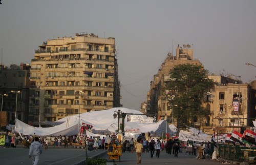 Immagine_da_mio_iphone_tahrir_dal_pote_di_kasr_el_nil_9_luglio_2011